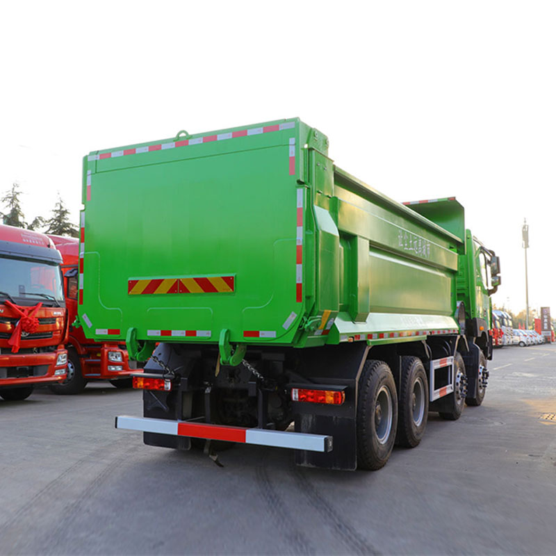 فوتون أومان GTL، 440 حصان، دفع 8×4، شاحنة قلابة LNG بطول 5.4 م