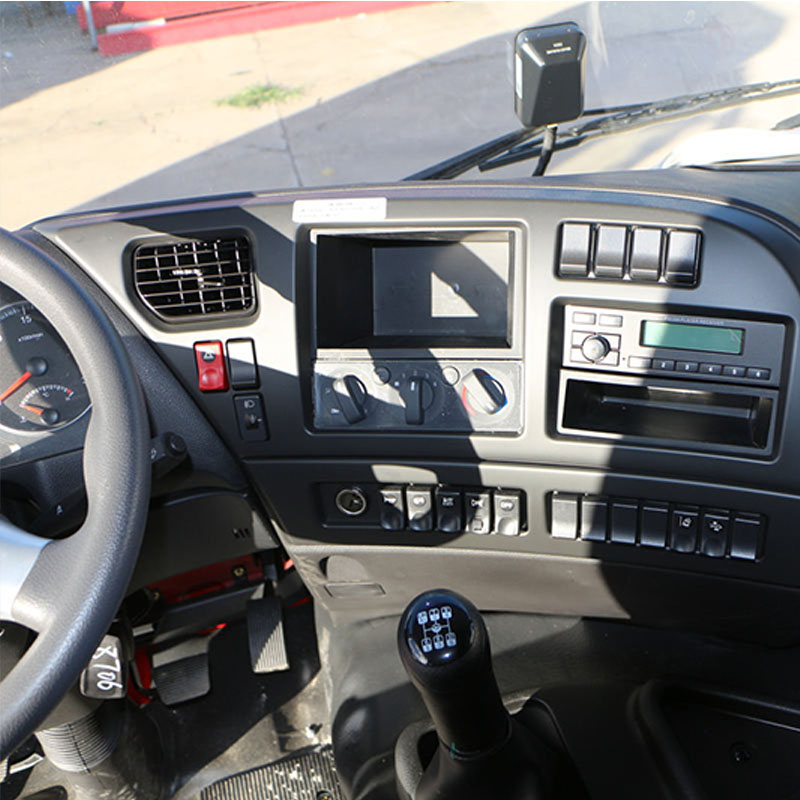شاحنة DONGFENG VL الثقيلة بقوة 350 حصانًا، جر 4×2، جرار