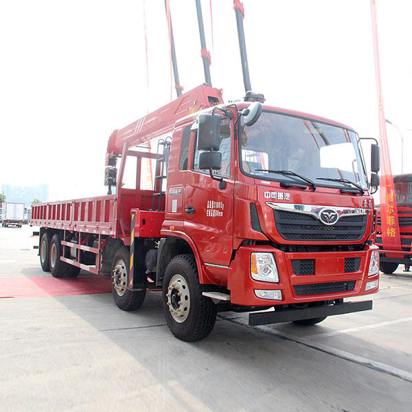شاحنة رافعة مركبة SINOTRUK HOMAN H5 بقوة 310 حصان ودفع 8×4