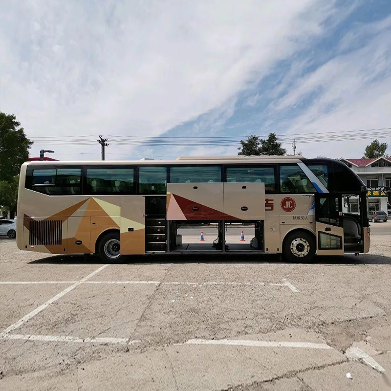 حافلة مدينة Zhongtong LCK6119 تتسع لـ 50 مقعدًا