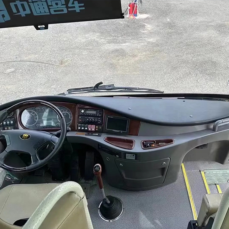 حافلة ديزل Zhongtong LCK6120 يدوية بـ 50 مقعدًا