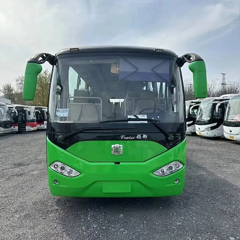 حافلة ديزل Zhongtong LCK6120 يدوية بـ 50 مقعدًا
