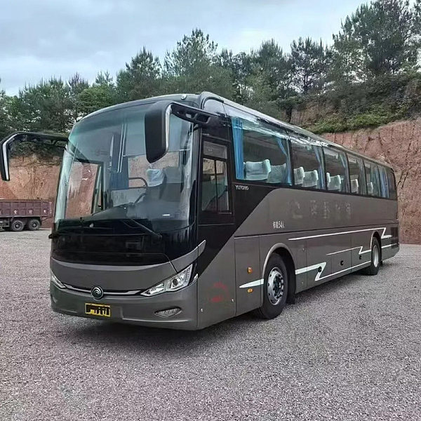 حافلة ديزل Yutong ZK6127 بمقود على اليسار