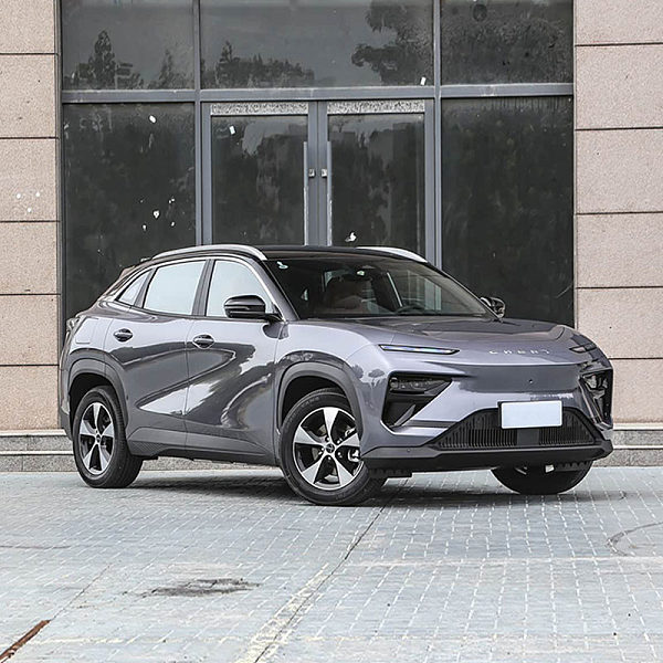 شيري EQ7 EV موديل 2025 (مدى 512 كم)