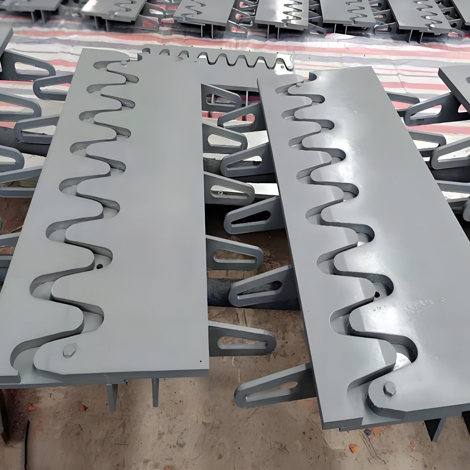 Tooth Expansion Joints