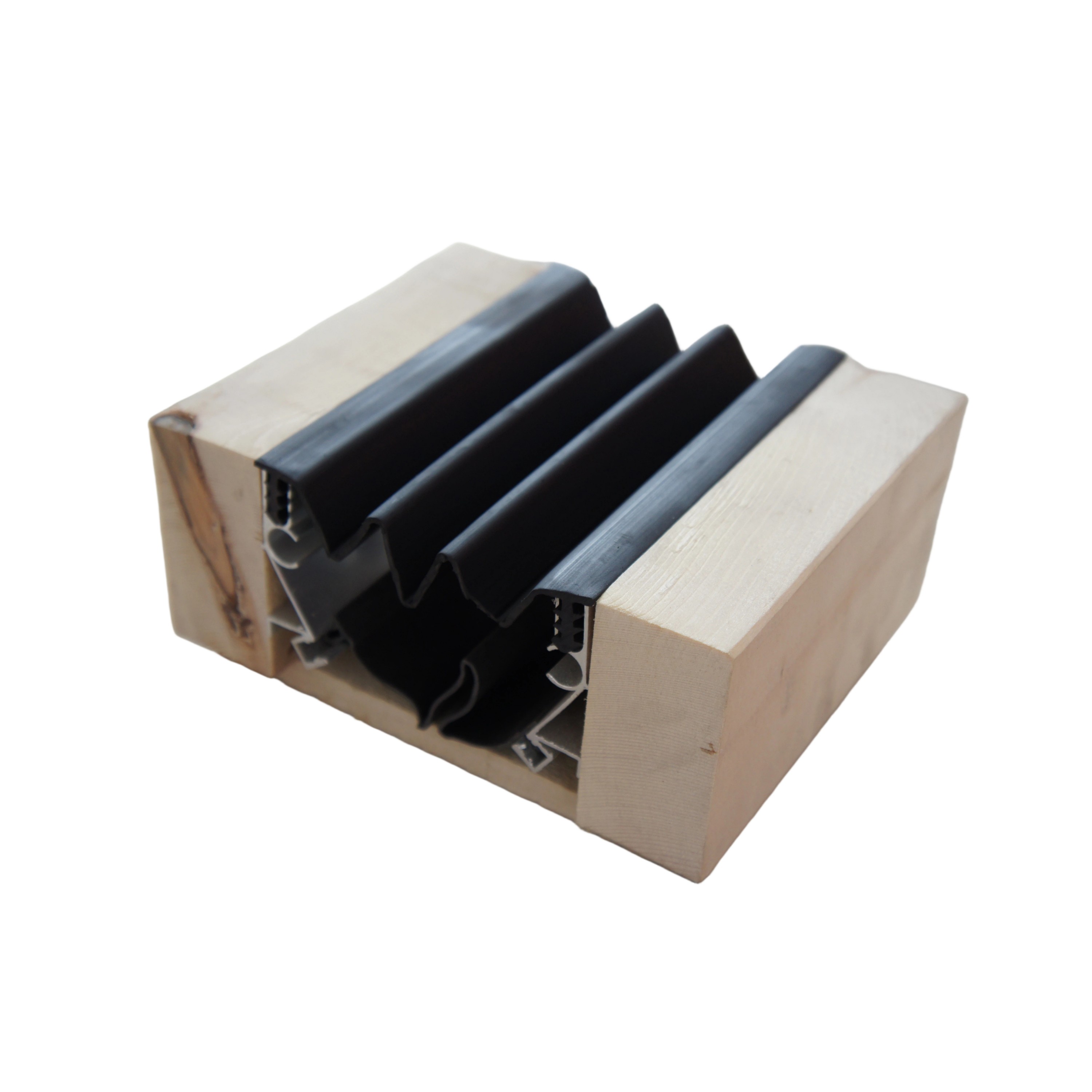 Wall aluminum expansion joint