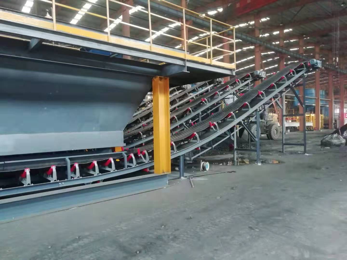 External conveyor belt