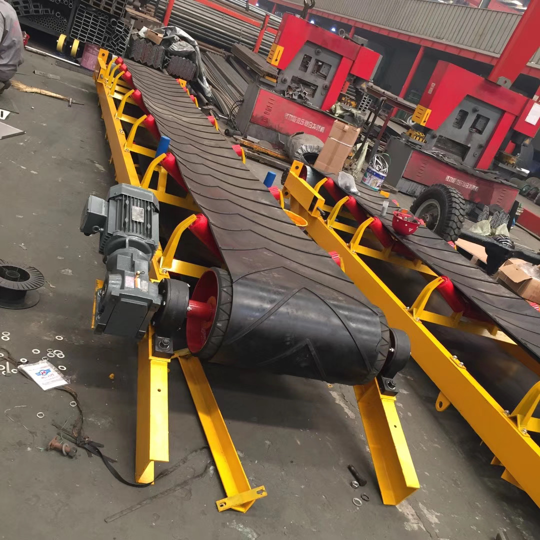 External conveyor belt