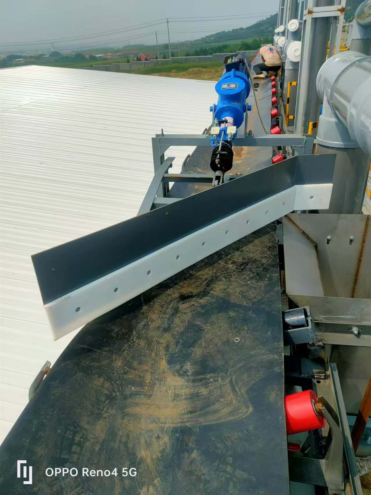 The industry of straw and manure fermentation