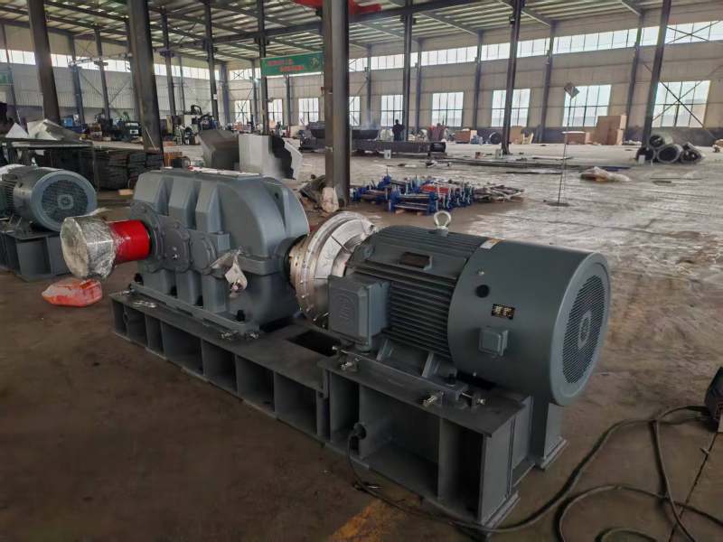 Standard motor-gearbox drive