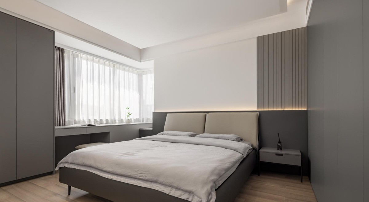 Minimalist natural wood style