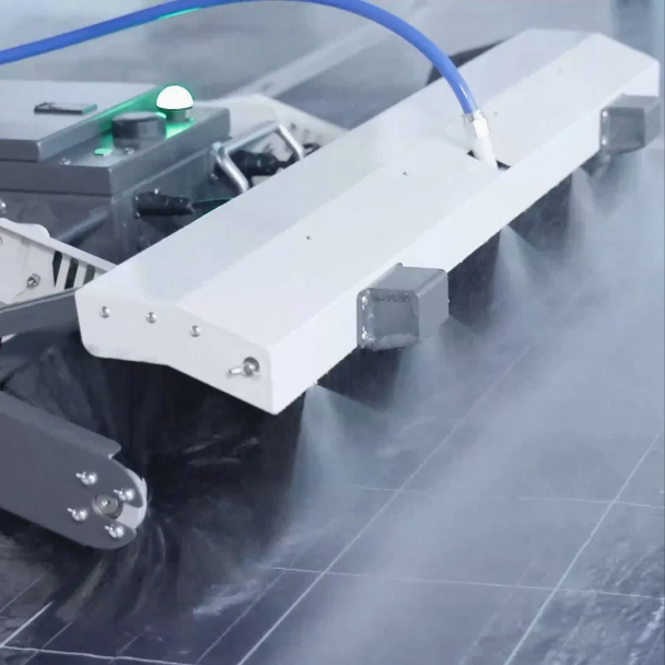 Automatic Solar Panel Dual-Cleaning Machine