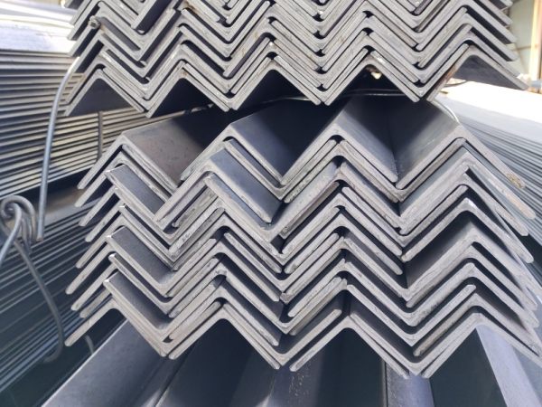 Galvanized Angle Steel