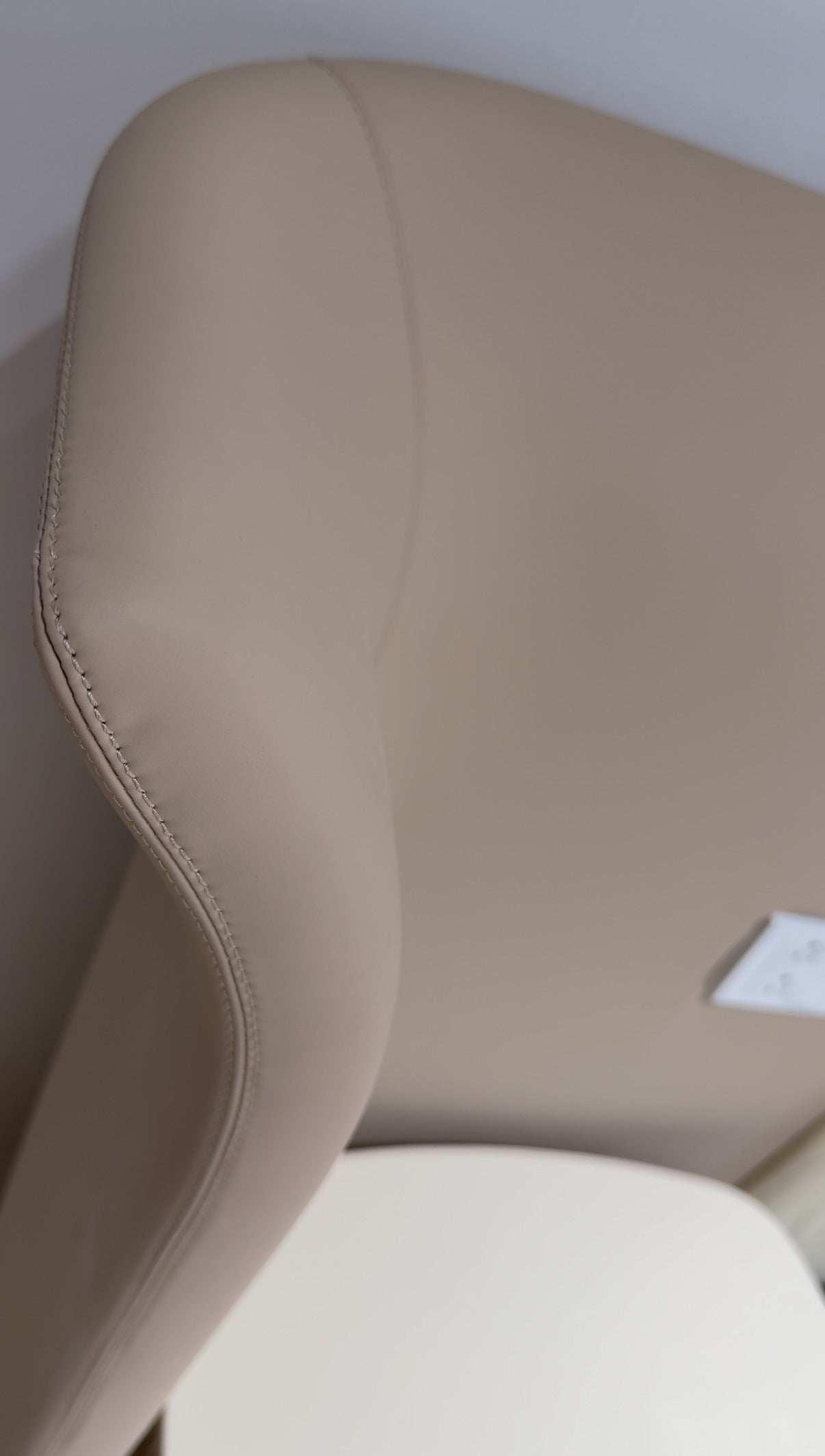 Embroidery Elegant leather designer high-end bed