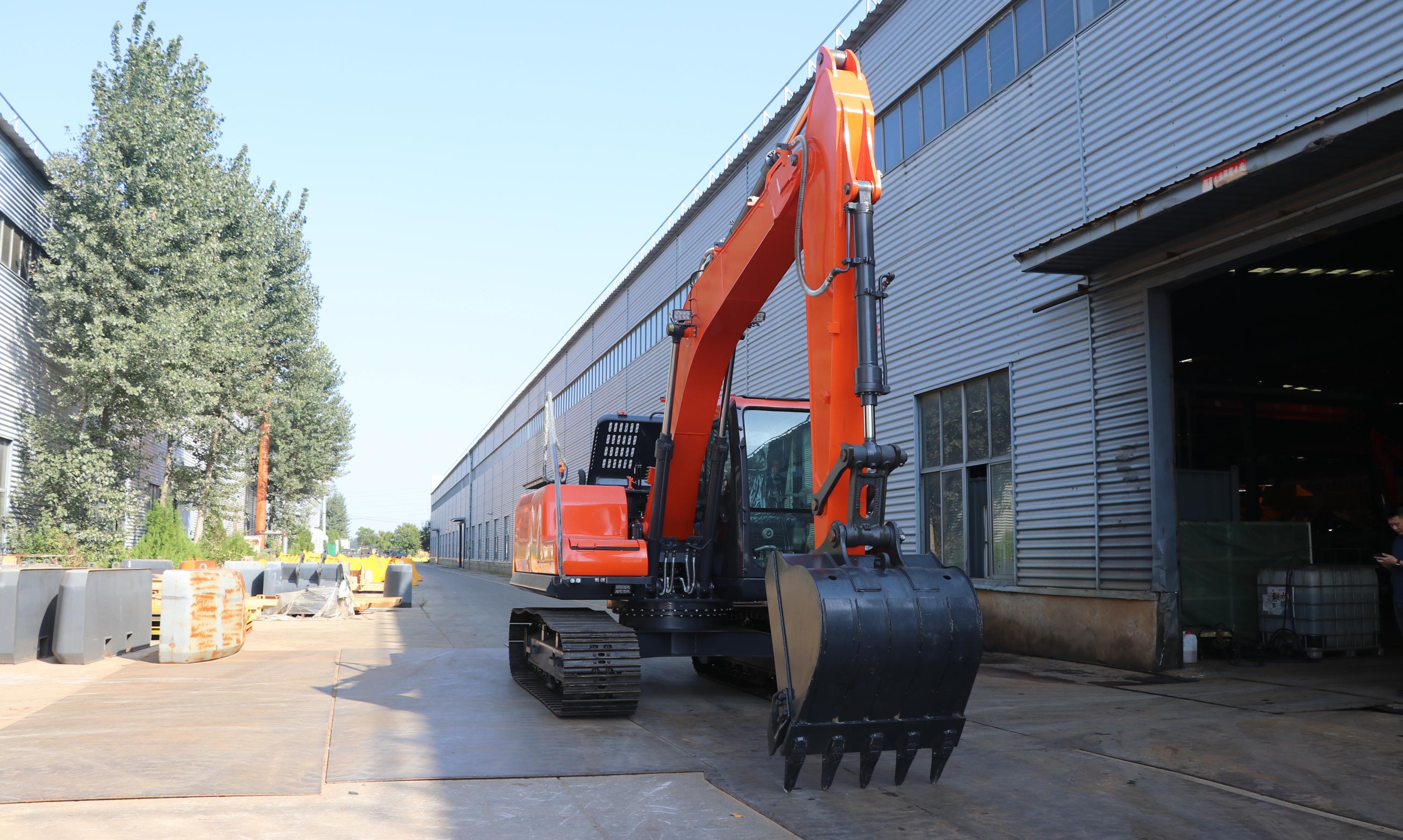 Final Drive Maintenance: 4 Checks to Keep Your Excavator Running Smoothly