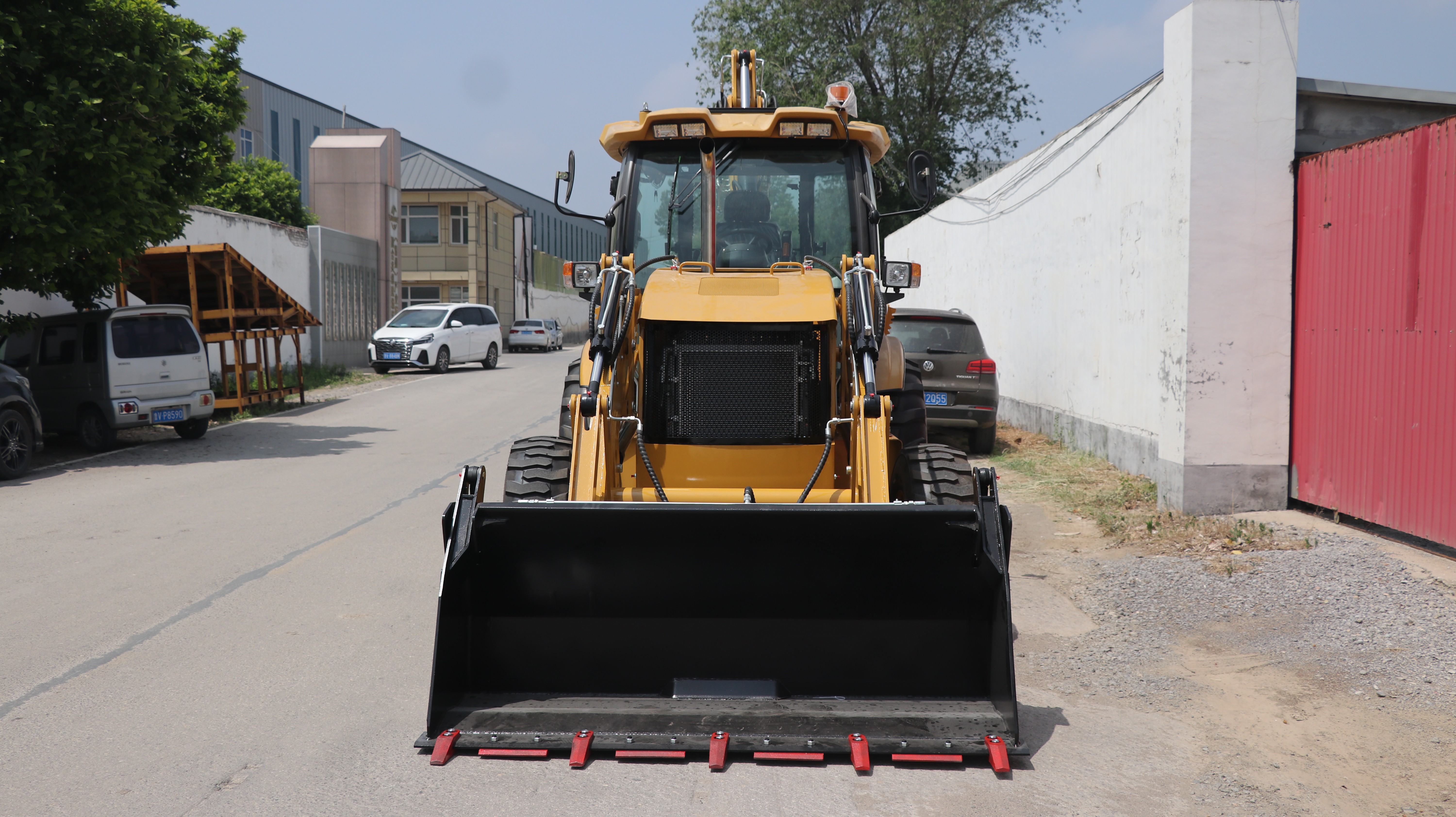 SDSG FC-388Y Backhoe Loader