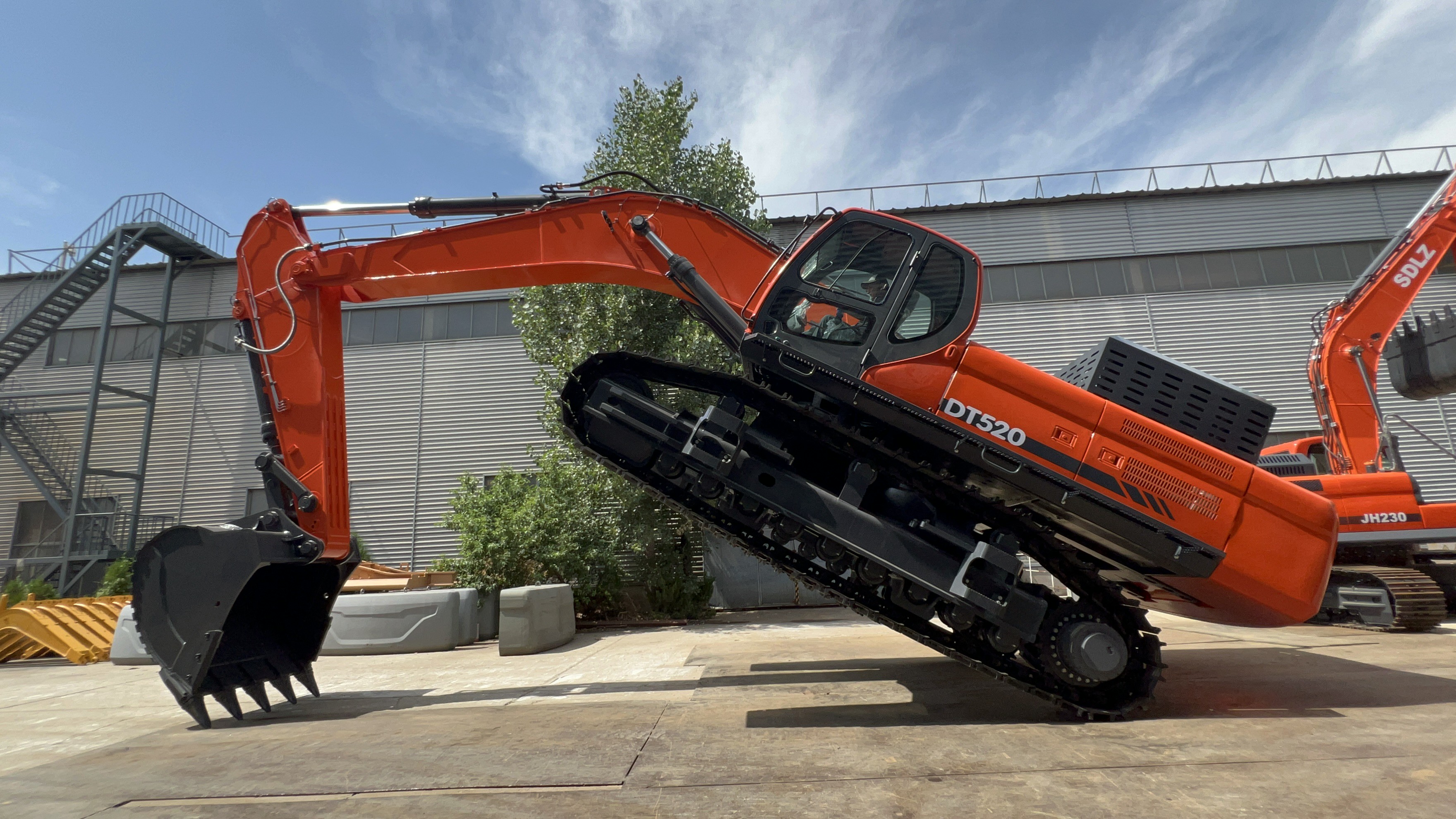 SDSG DC520 Crawler Excavator