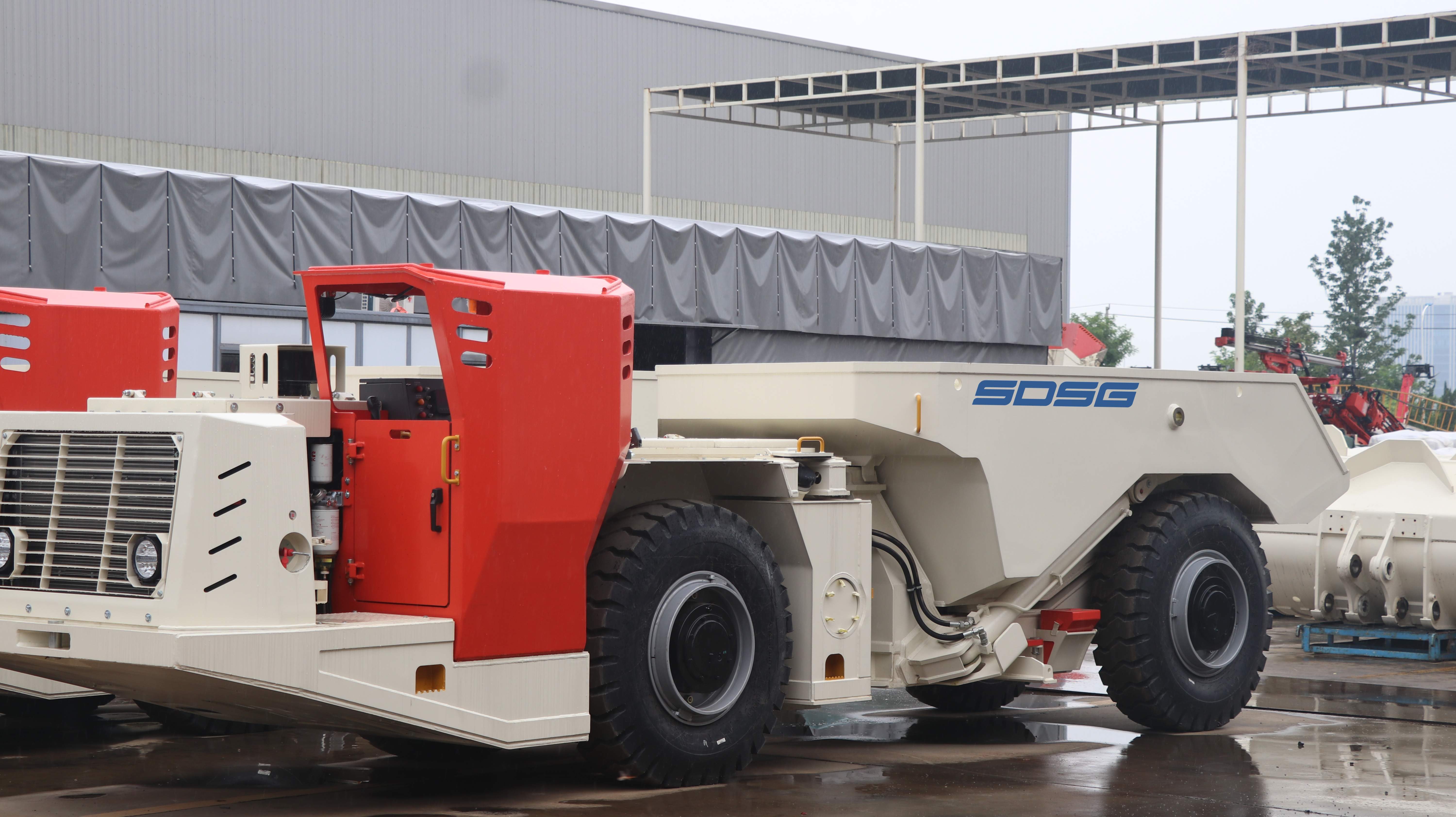 UT150 Underground Internal Combustion Ore Haulage Truck