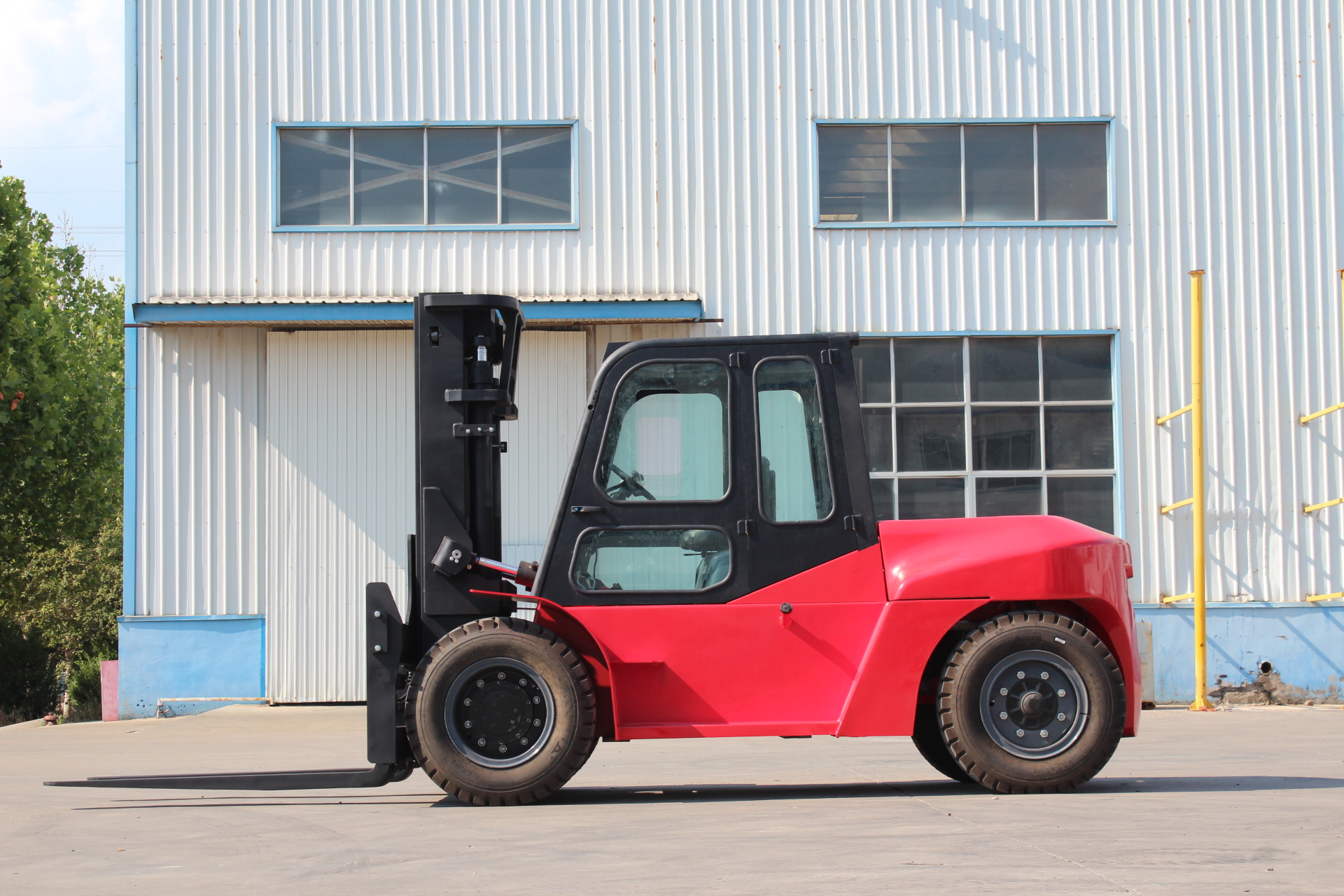 10-Ton Diesel Forklift