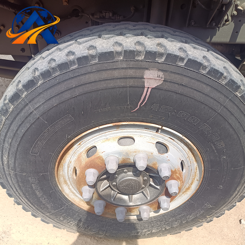 Camion-benne lourd Sinotruk Hohan J5G 340 ch 6x4