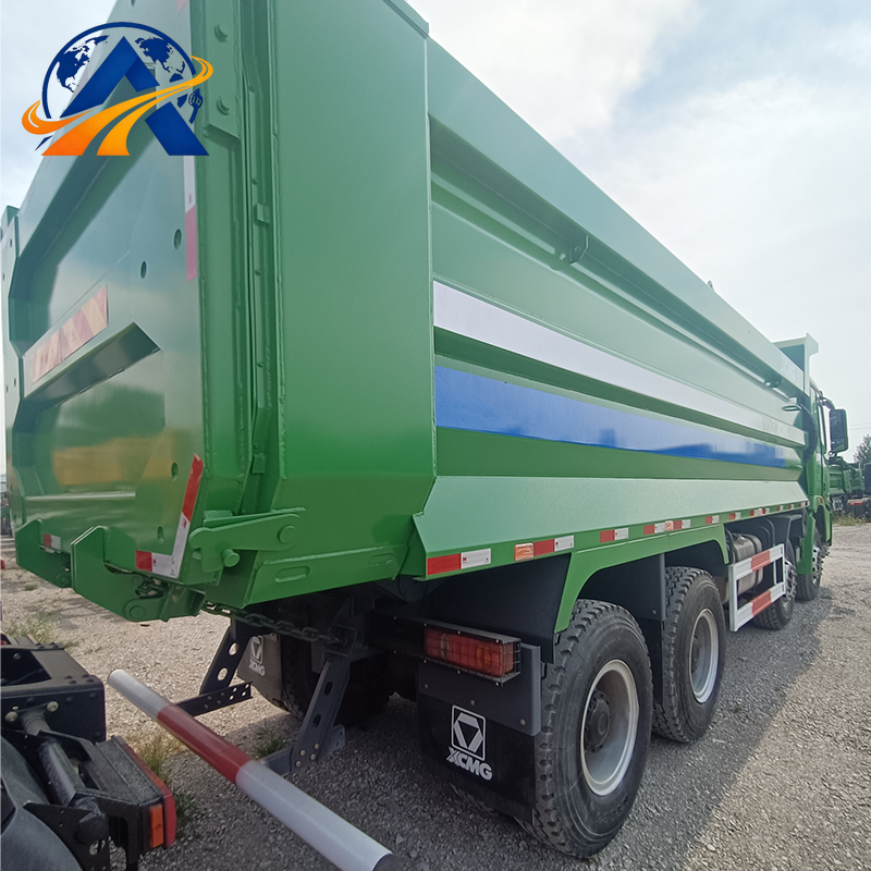 Camion-benne XCMG 430 ch 8x4