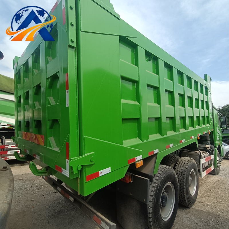 Camion-benne XCMG G7 375 ch 6x4 à 10 roues