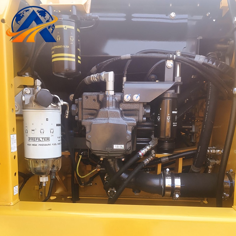 Pelle hydraulique Komatsu PC300/300LC de 33 tonnes