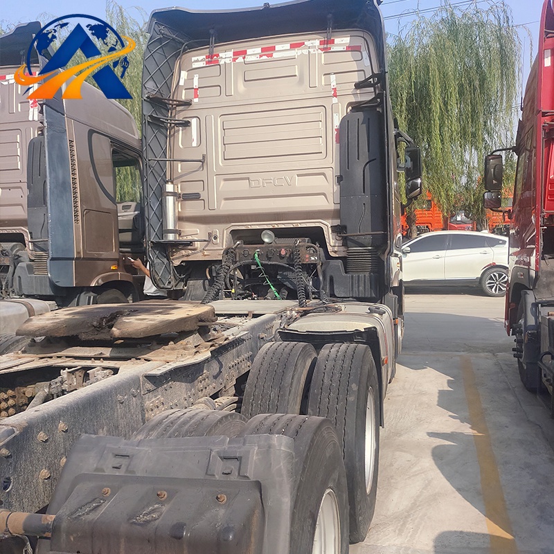 رأس جرار Dongfeng KX 6x4 بقوة 560 حصان