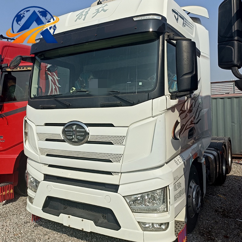 FAW Jiefang J7 Heavy Truck 560HP 6x4 Tractor