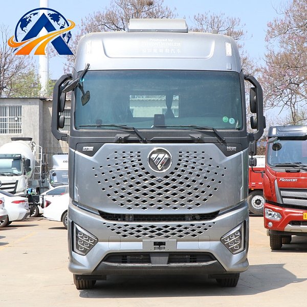 Nouveau tracteur Foton Auman Galaxy Crossing 580 ch 6x4 à boîte AMT automatique