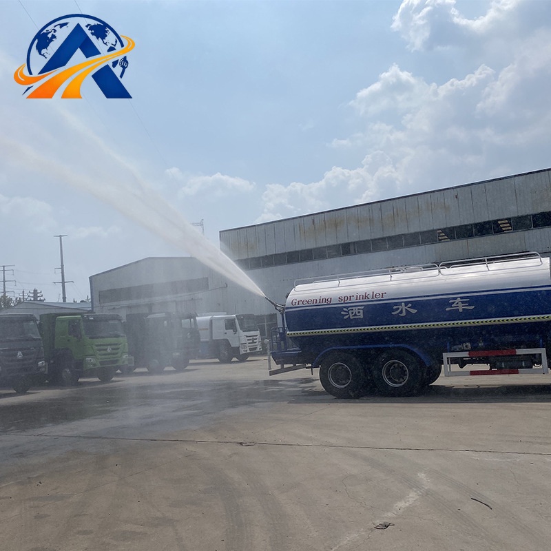 Camion-citerne à eau Sinotruk
