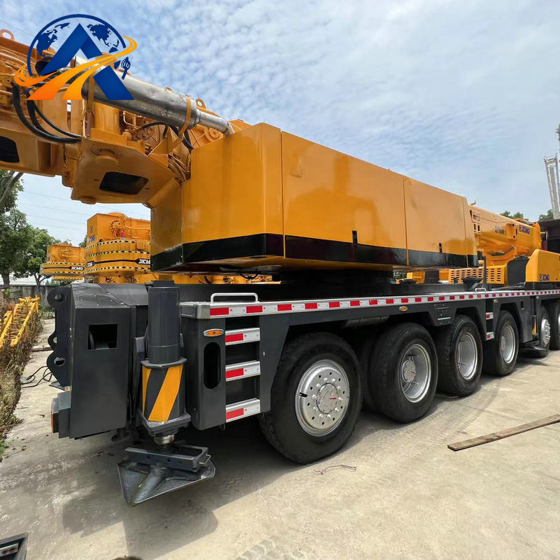 Grue mobile de 100 tonnes XCMG QY100K/XCT100