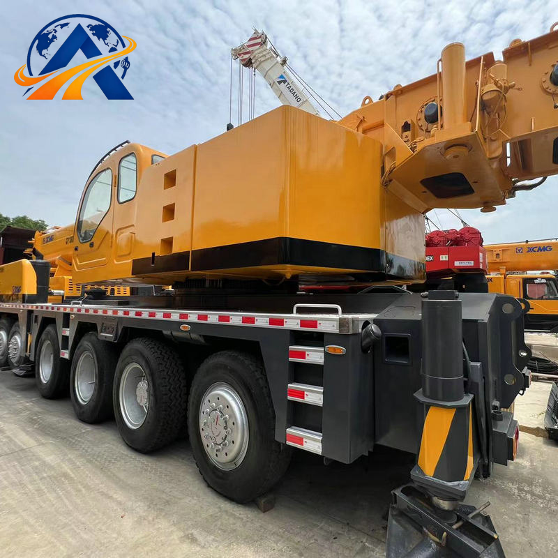 Grue mobile de 100 tonnes XCMG QY100K/XCT100