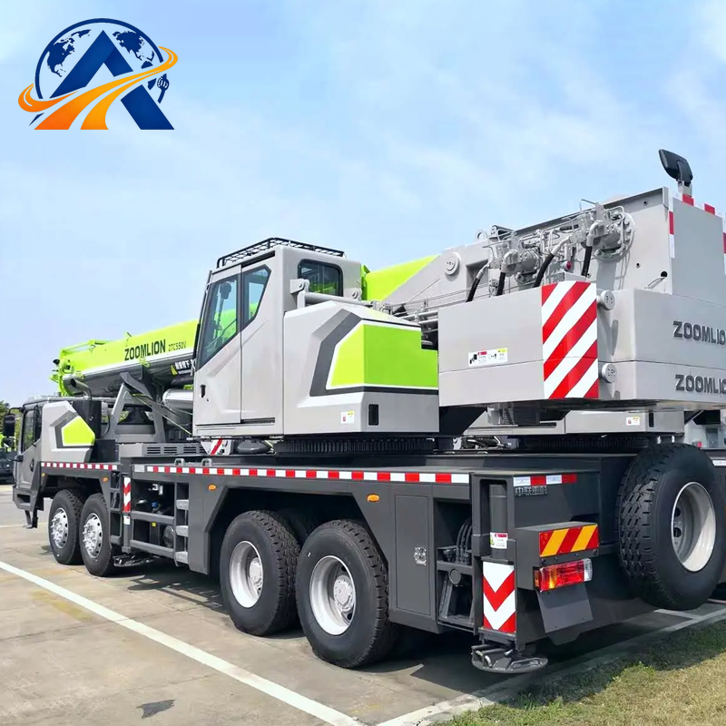 Grue sur camion lourd Zoomlion ZTC550V de 50 tonnes