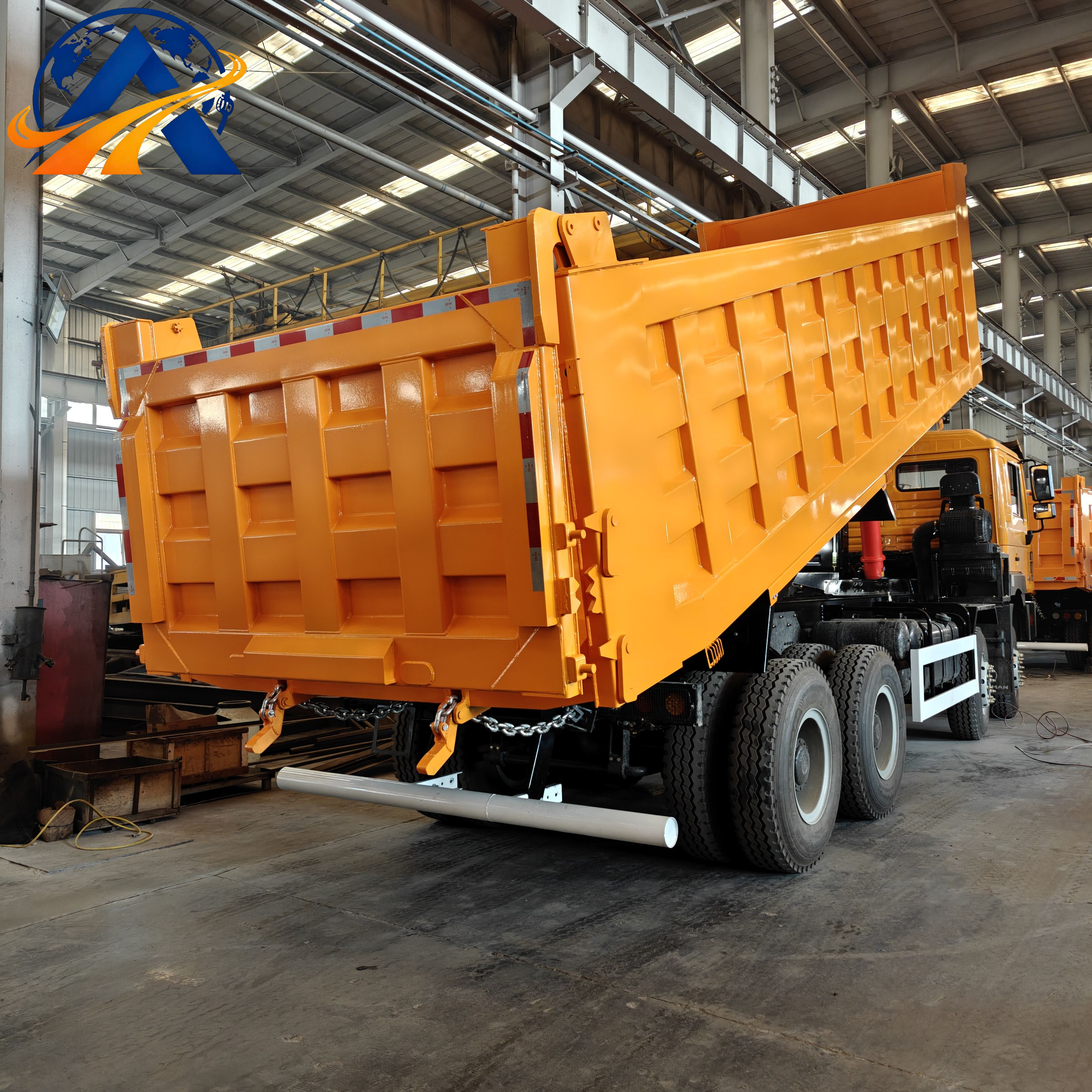 Camion-benne Shacman F3000 8x4 Chine