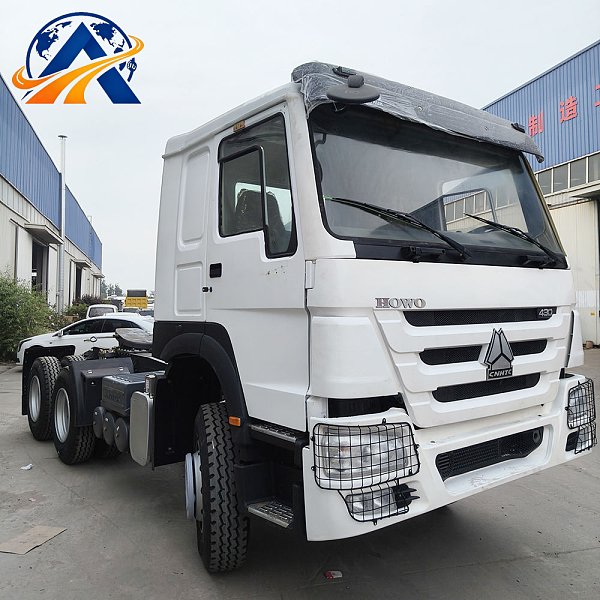 Sinotruk شاحنة جرار أوتوماتيكية 6×4