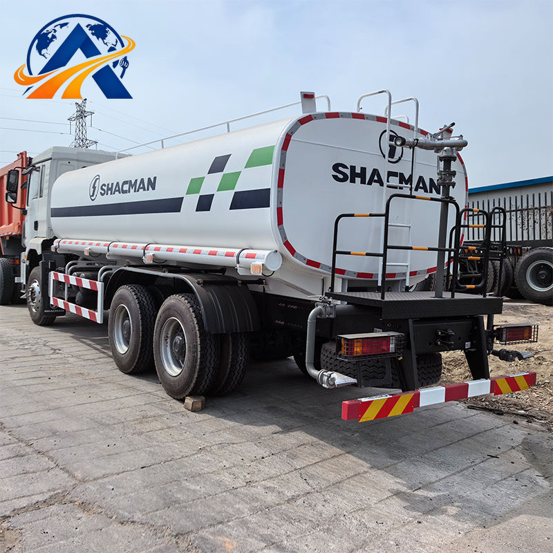شاحنة صهريج مياه Shacman