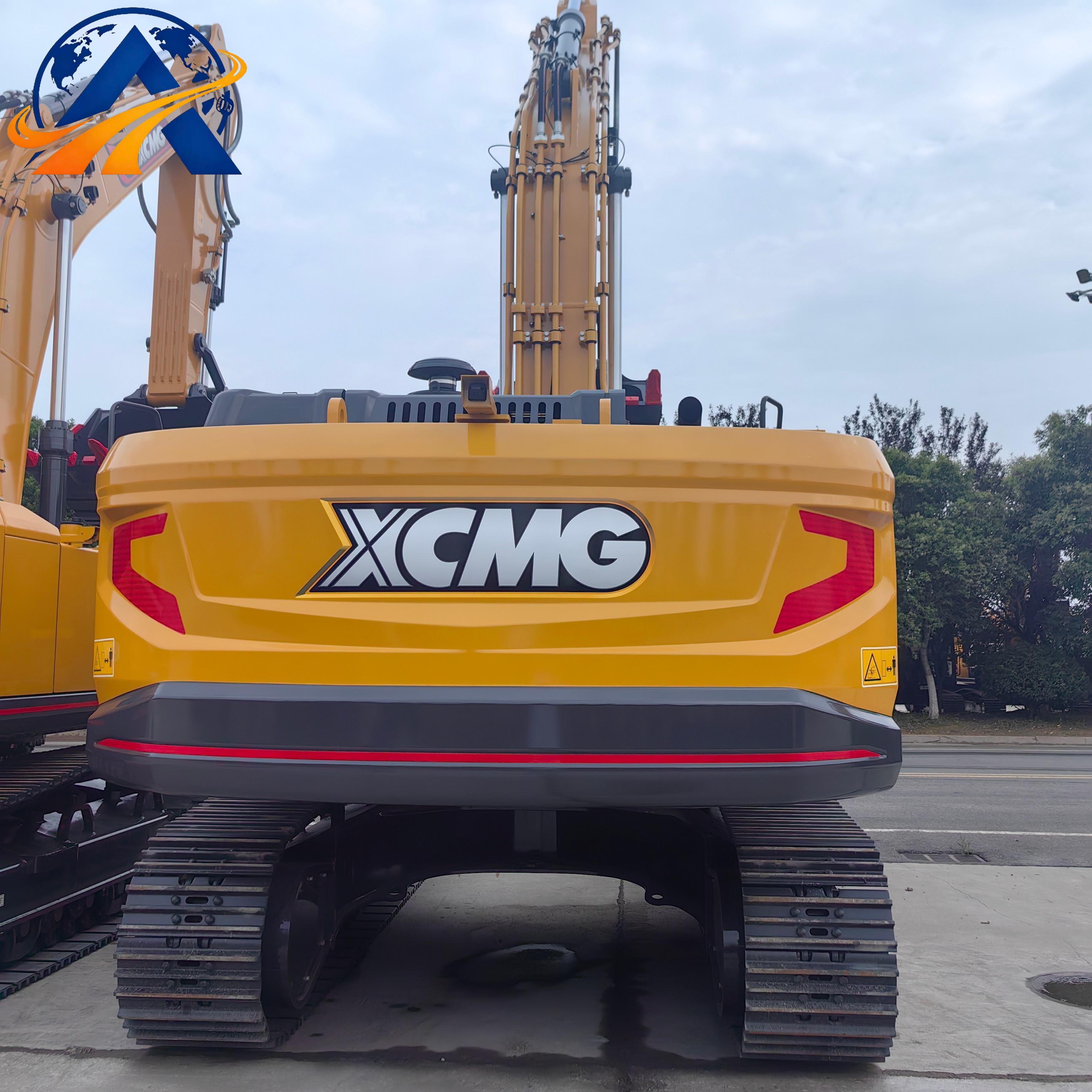 XCMG XE380