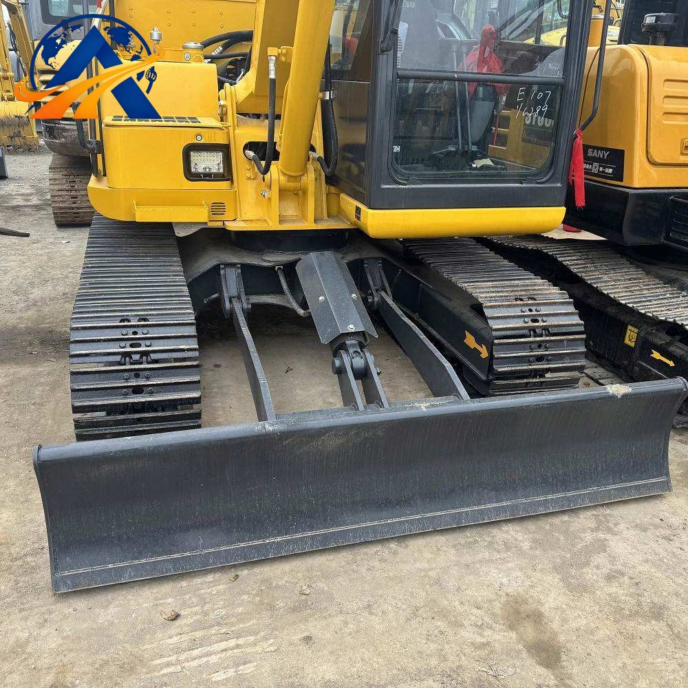 حفارة Komatsu PC60