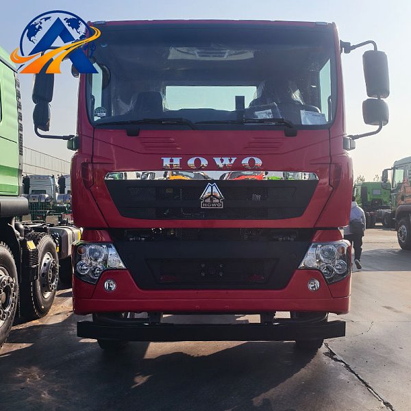 رأس قاطرة Howo T7H 4x2 بقوة 440HP ومعيار Euro 5