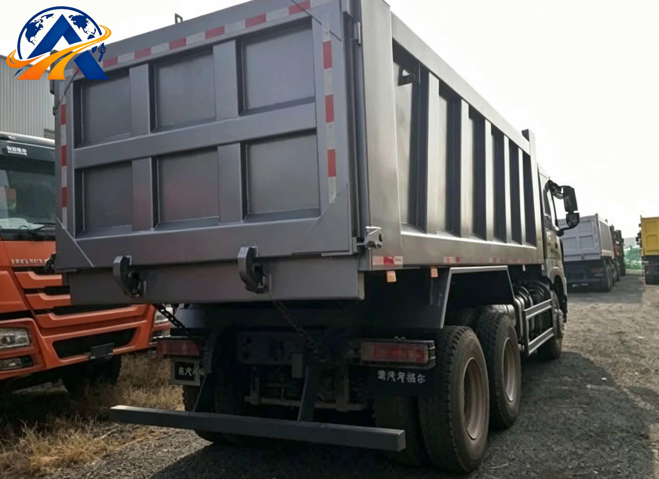 SINOTRUK HOWO 7 6×4 Tractor Truck