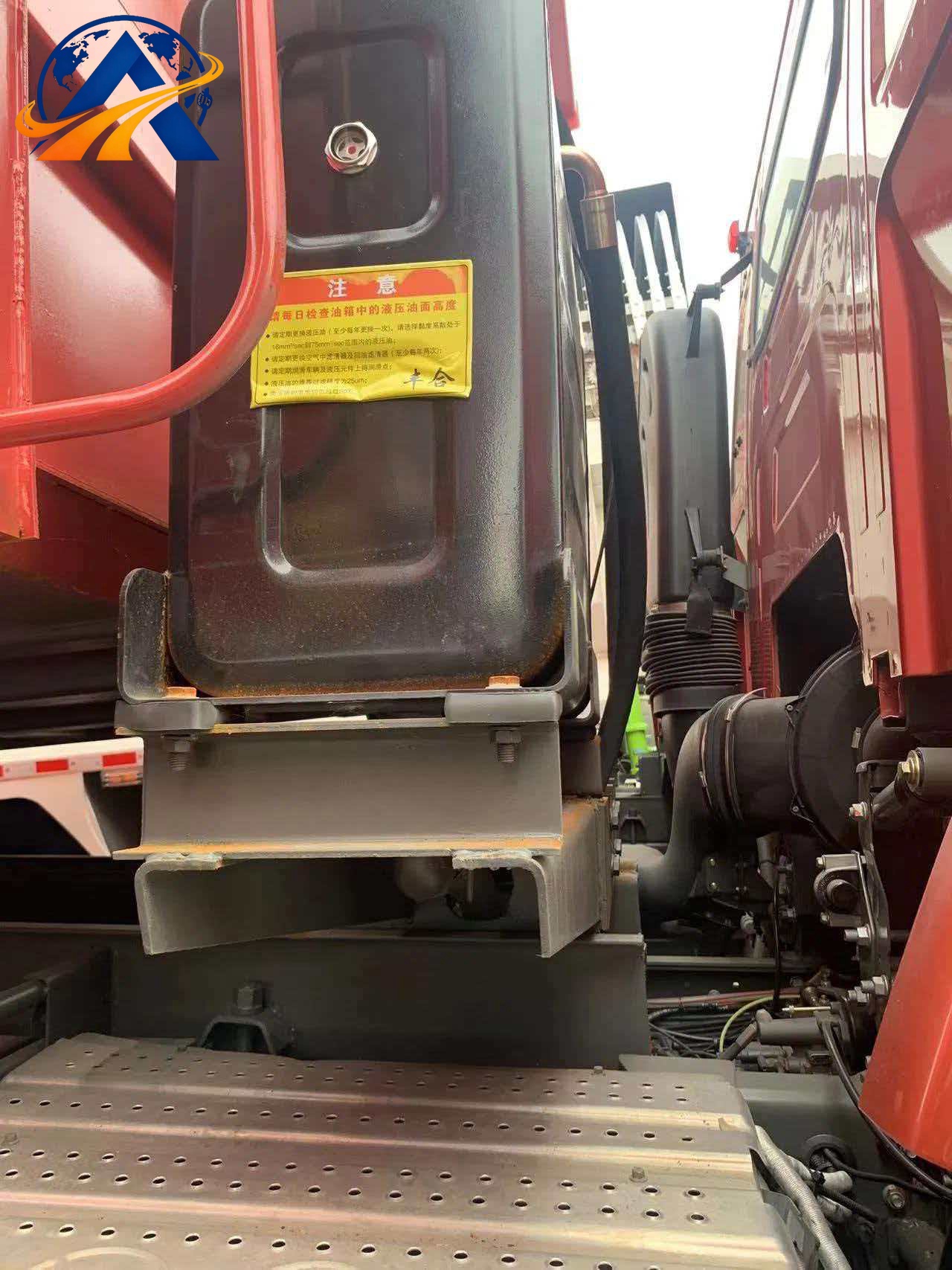 SINOTRUK HOWO 7 6×4 Tractor Truck