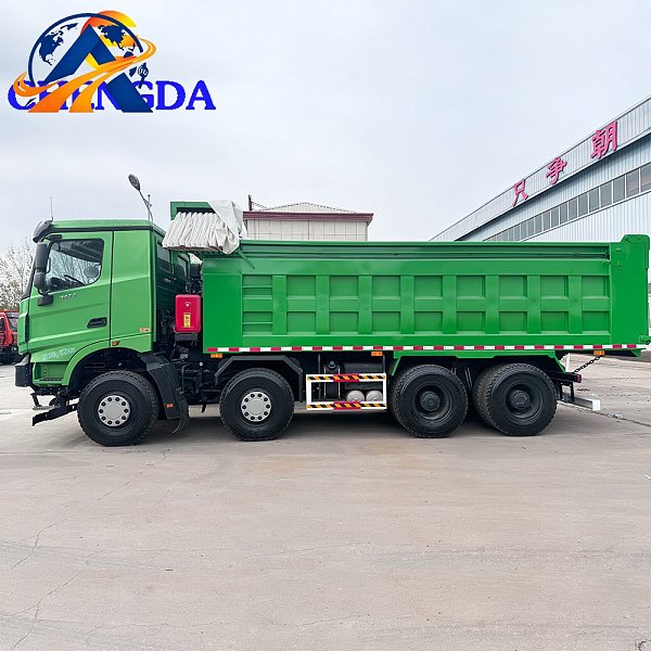 Camion-benne tout-terrain BEIBEN V3 6×6 à transmission intégrale Camion-benne tout-terrain BEIBEN V3 6×6 à transmission intégrale