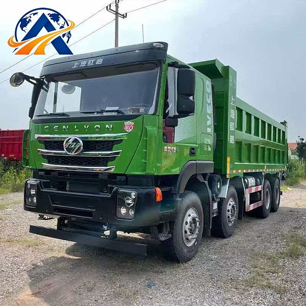 SAIC HONGYAN GENLYON C500 8×4 Mining & Urban Construction Dump Truck