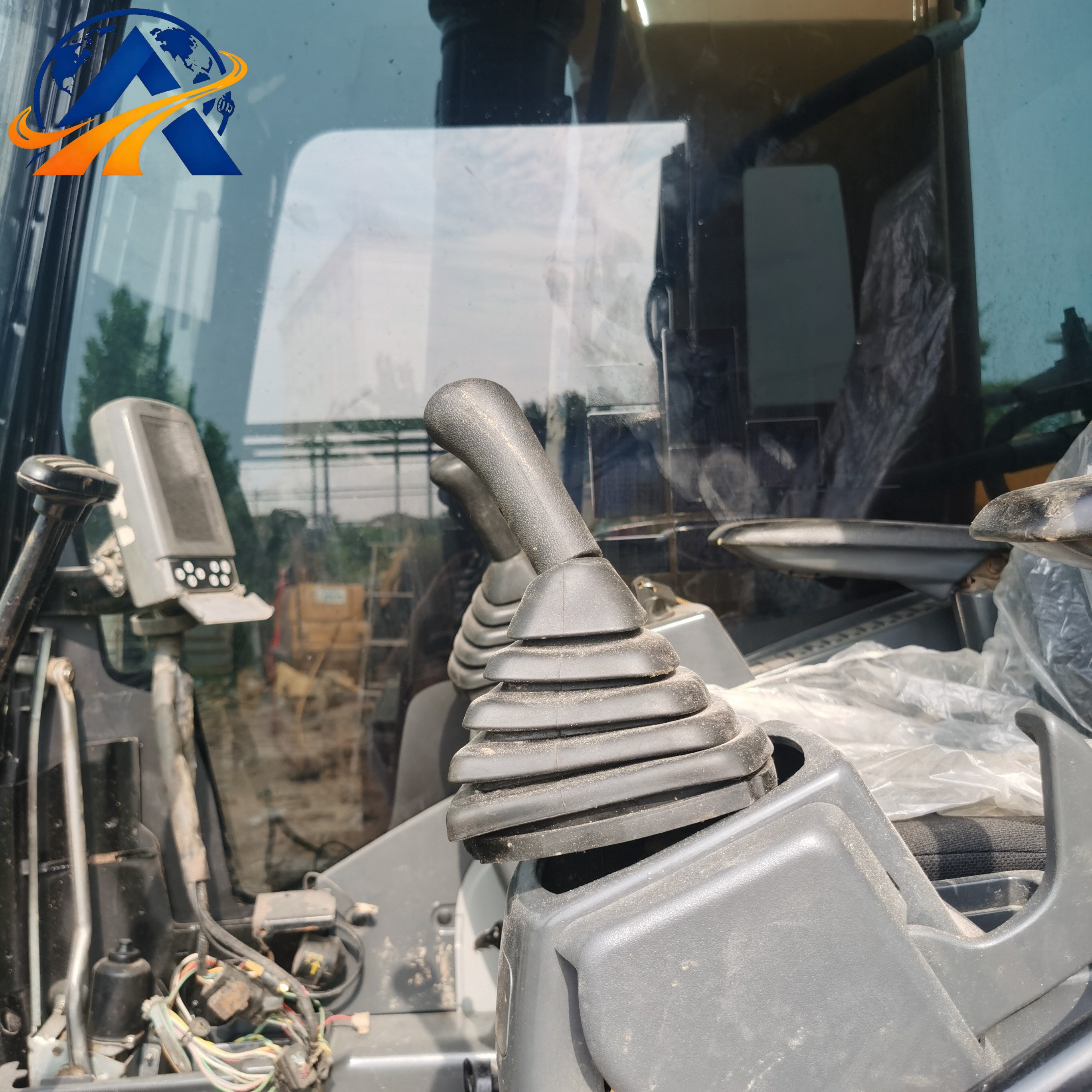الحفارة الهيدروليكية Cat® 324D