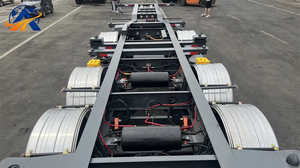 12m Tri-Axle Container Skeleton Semi-Trailer