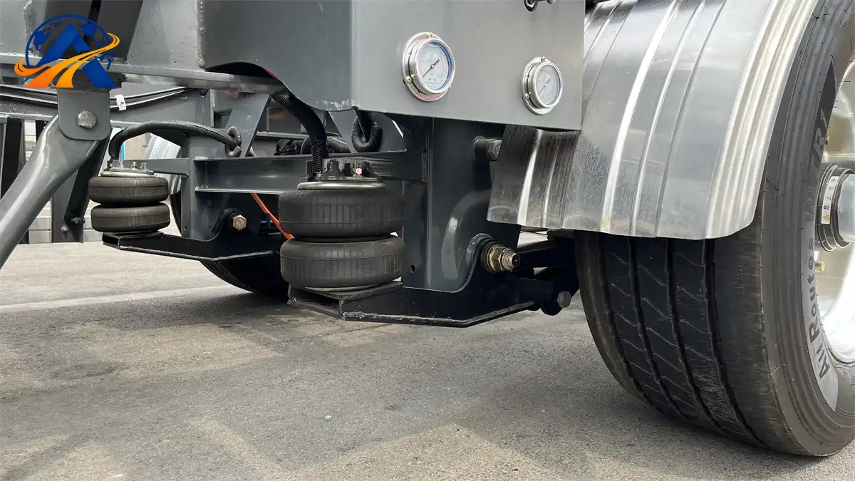 12m Tri-Axle Container Skeleton Semi-Trailer