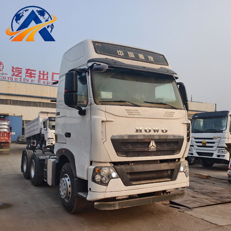 SINOTRUK HOWO T7H 6×4 Tractor Truck
