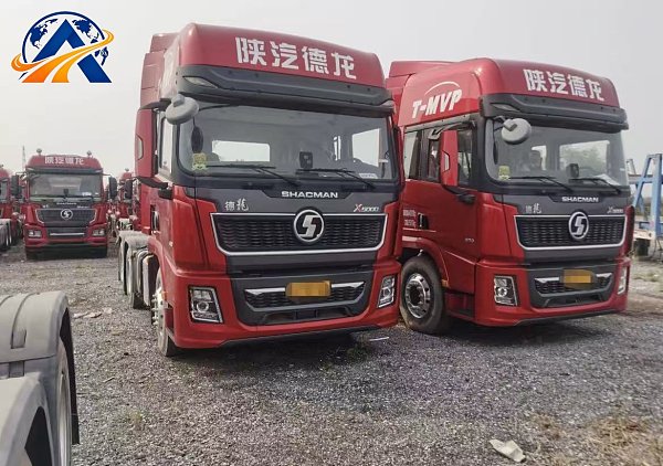 SHACMAN X3000 6×4 Tractor Truck
