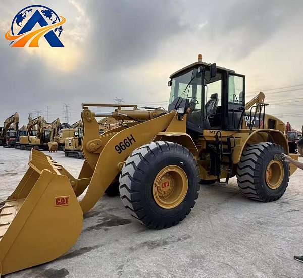 Chargeuse sur pneus Caterpillar 966H